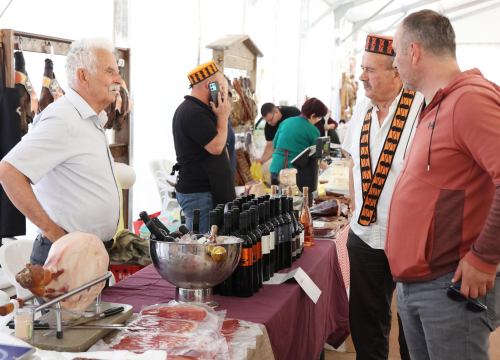 Fotografija 1 - Sajam agroturizma u Skradinu po 14. put otvorio svoja vrata