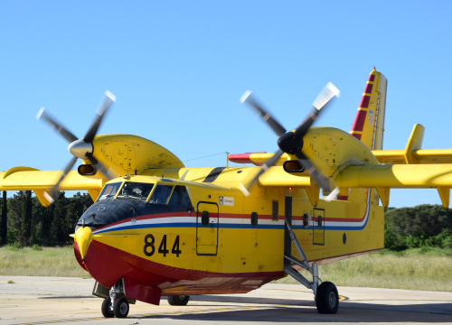 Fotografija 3 - Canadair HRZ-a poletio u Izrael: 'Pomoći ćemo našim znanjem i iskustvom u gašenju požara'