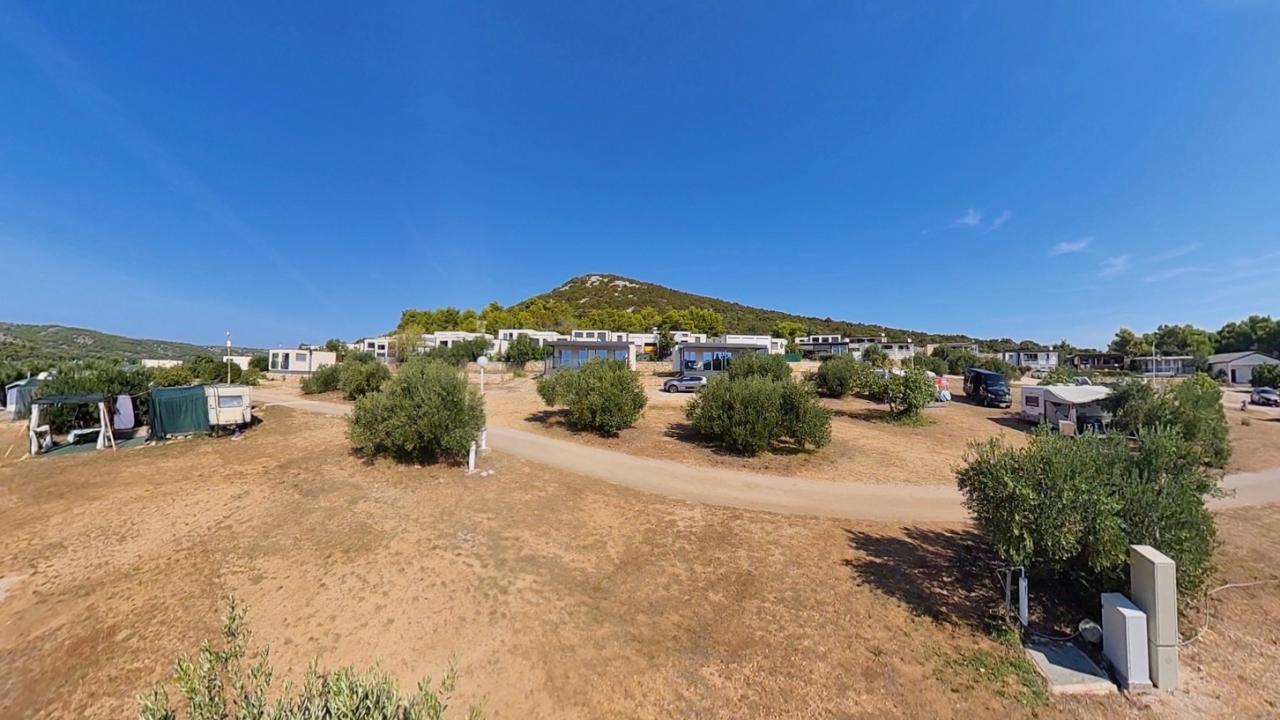 Inspektori zatvaraju kamp Jazina u Tisnom: 'Pustili su nas da popunimo sezonu i što da sad radimo?'