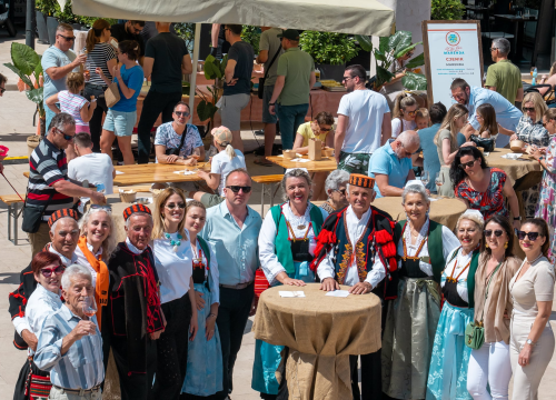 'Taste like...marenda' u Primoštenu: U dobroj hrani i zabavnom programu uživali i domaći i furešti