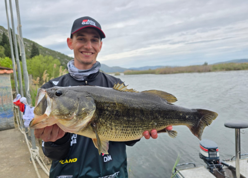 Fotografija 1 - FOTO Zabaci varalicu na šibenskoj rivi uz Savage Gear!