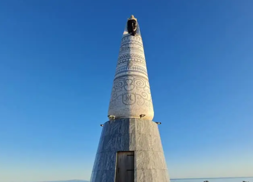 Primoštenci slave blagdan Gospe od Loreta, a u petak nastupa Neno Belan