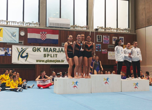 Fotografija 1 - Gimnastičarke Dišpeta osvojile ekipno srebro i broncu na Prvenstvu Dalmacije