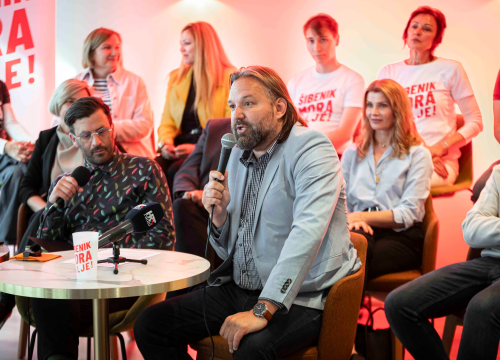 Fotografija 6 - SDP i Možemo! predstavili program: 'Radit ćemo na kvaliteti života svih dobnih skupina ljudi'