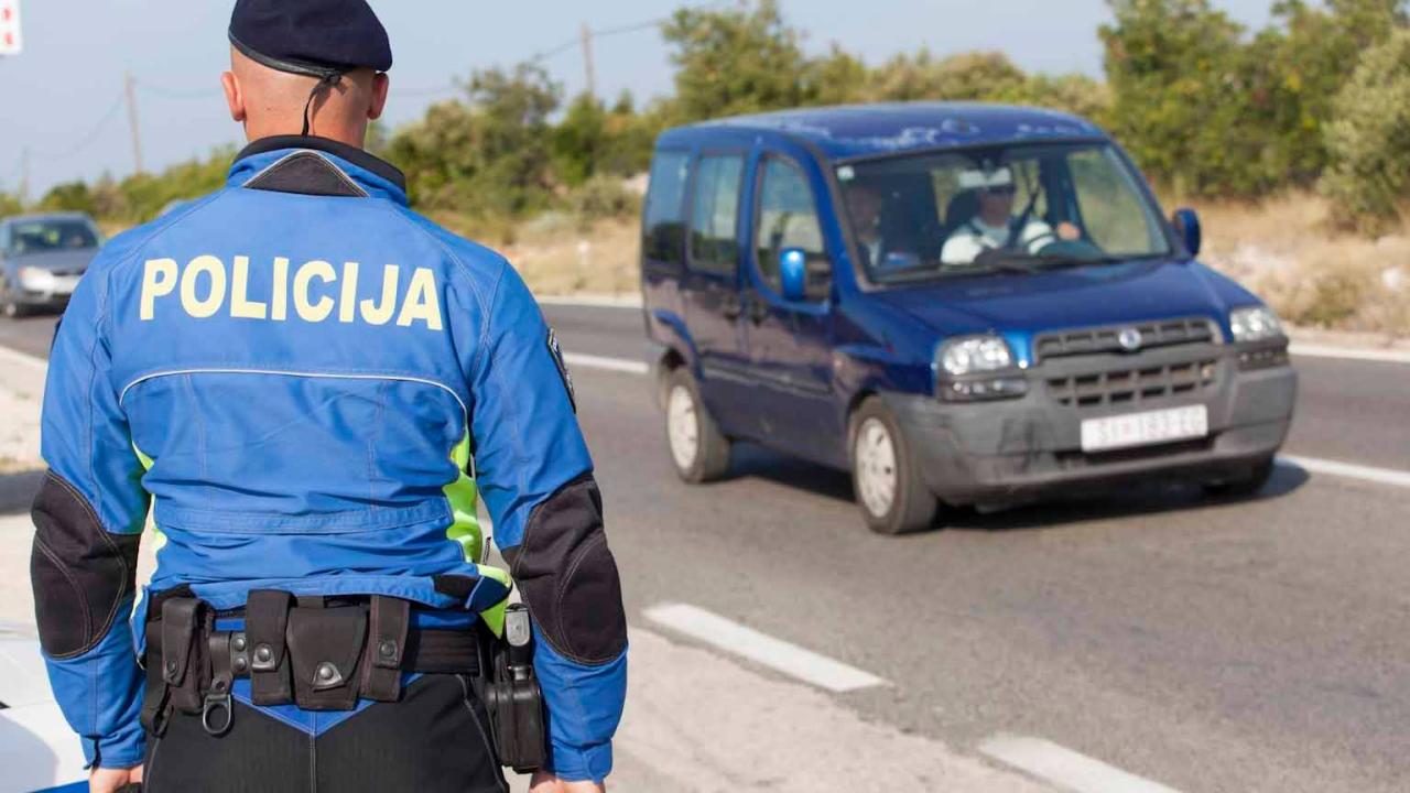 Akcija '5 do 12': Policija u Šibeniku dijeli nove kutije prve pomoći
