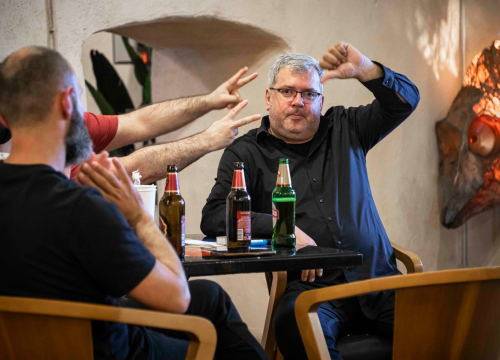 Fotografija 11 - Pub kviz liga u Azimutu zatvorila sezonu: Ekipa Obala propalih omladinaca zasluženo ponijela pehar