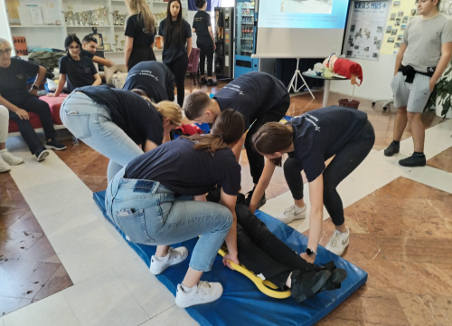 Fotografija 27 - Dan otvorenih vrata Medicinske škole Šibenik: 'Vaš će poziv u budućnosti spašavati mnoge živote'