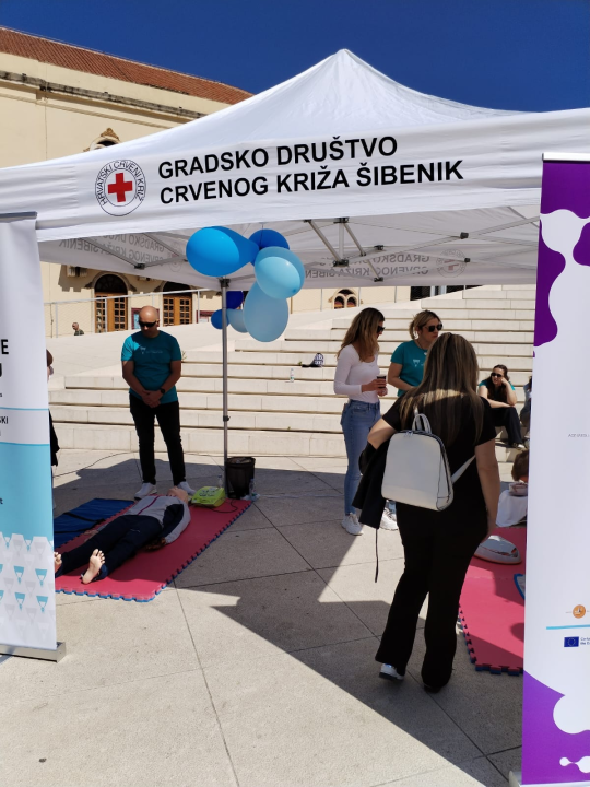 Studij sestrinstva u Šibeniku slavi drugi rođendan: Mjerio se tlak i šećer, vježbala se prva pomoć