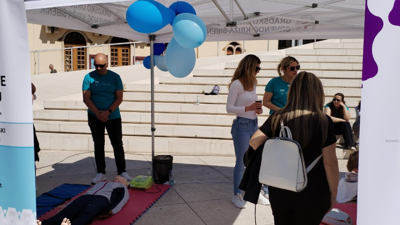 Studij sestrinstva u Šibeniku slavi drugi rođendan: Mjerio se tlak i šećer, vježbala se prva pomoć