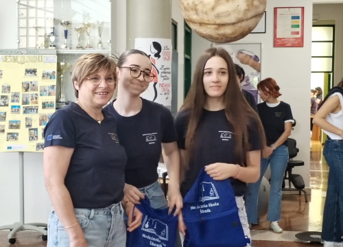 Fotografija 2 - Dan otvorenih vrata Medicinske škole Šibenik: 'Vaš će poziv u budućnosti spašavati mnoge živote'