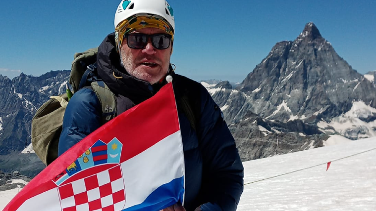 Feručo je u 35. godini izgubio vid, ali i dalje aktivno planinari