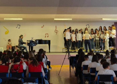 Fotografija 3 - U Drnišu održan susret zborova