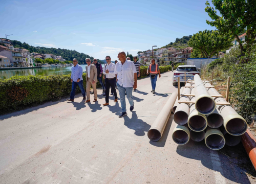 Burić obišao radove na uređaju za pročišćavanje otpadnih voda u Zatonu: 'Za godinu dana zatonska vala bit će čista'