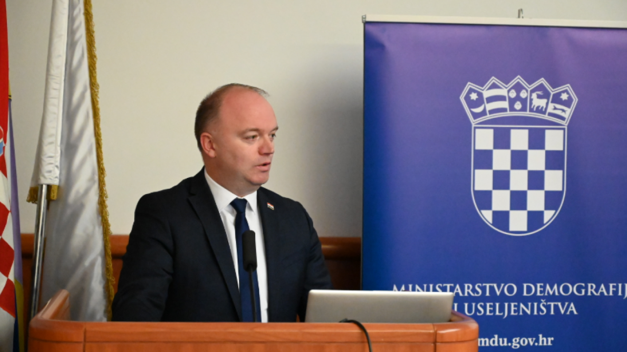 Među projektima kojima su uručena sredstva Ministarstva demografije i oni iz Šibensko-kninske županije