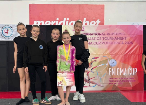 Fotografija 3 - Šibenske gimnastičarke sjajne na Enigma Kup natjecanju u Podgorici