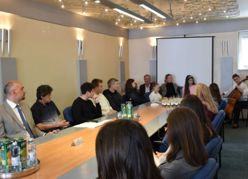 Fotografija 24 - Najuspješniji učenici na prijemu kod župana: ‘Budite ponosni na sebe kao što smo mi ponosni na vas’