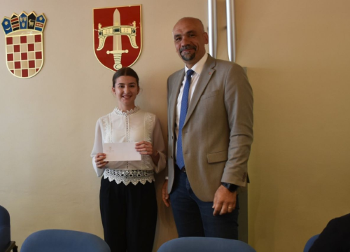 Fotografija 3 - Najuspješniji učenici na prijemu kod župana: ‘Budite ponosni na sebe kao što smo mi ponosni na vas’