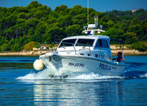 Na Krku se utopio ronioc. Koordinirana akcija traganja završila pronalaskom tijela