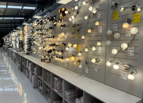 Fotografija 10 - FOTO Besplatna hrana i piće, ogromni popusti i zabava – Građa preuredila svoju poslovnicu u Šibeniku!