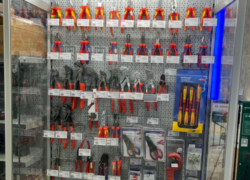 Fotografija 15 - FOTO Besplatna hrana i piće, ogromni popusti i zabava – Građa preuredila svoju poslovnicu u Šibeniku!