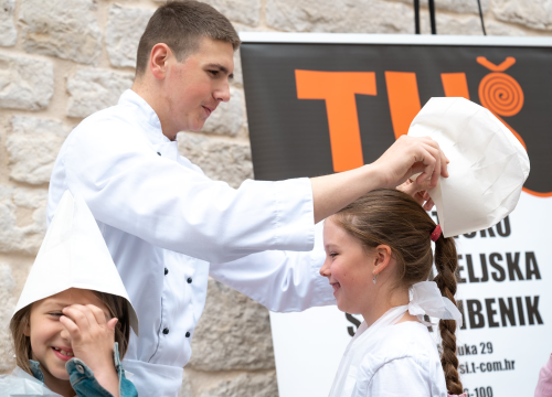 Fotografija 31 - Četvrti H2LO Festival zatvoren vrhunskim koncertom Metaklape na Maloj loži