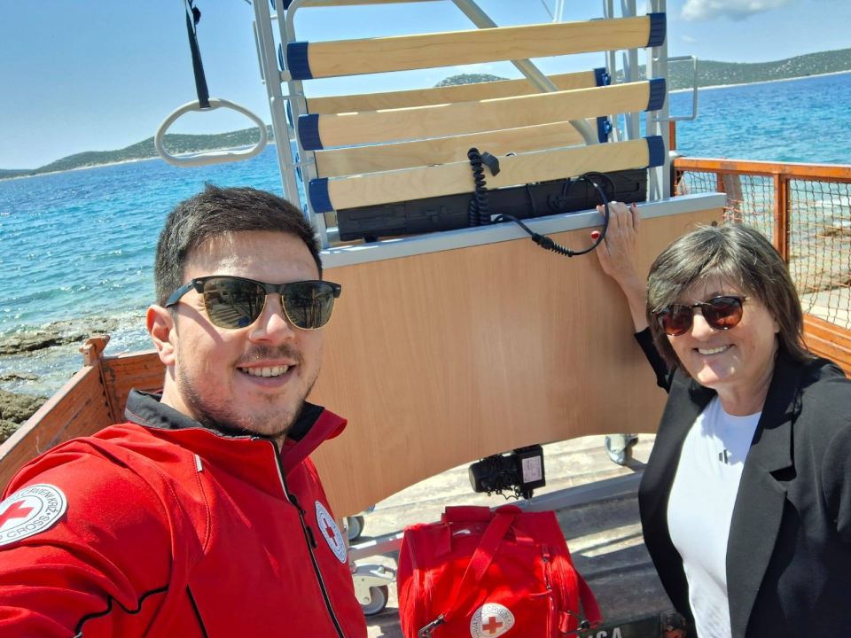 Zahvaljujući Ilijani, mještanima i Crvenom križu korisnik na Prviću dobio medicinski krevet