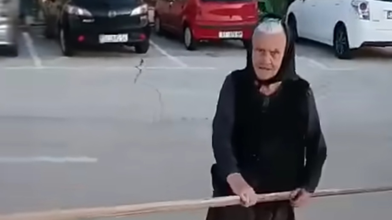 Nevjerojatan prizor u Tisnom: Baka ulovila hobotnicu, a onda se pojavio morski pas!