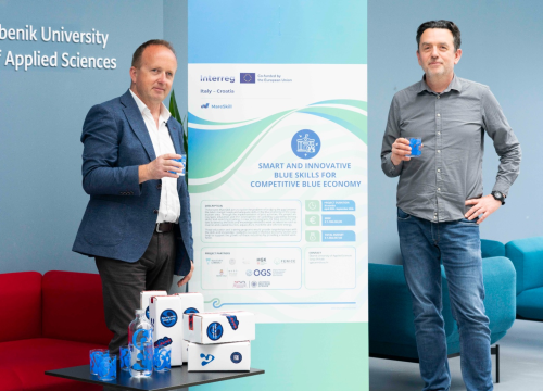 Fotografija 2 - FOTO Voda Malih Divova ulazi u javne institucije