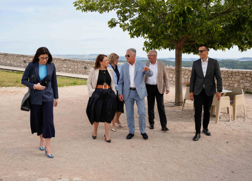 Fotografija 4 - Ministrica zdravstva Irena Hrstić posjetila OB Šibenik: Iskazala podršku projektu izgradnje nove bolnice