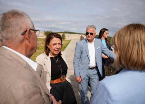 Fotografija 3 - Ministrica zdravstva Irena Hrstić posjetila OB Šibenik: Iskazala podršku projektu izgradnje nove bolnice