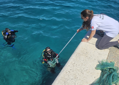 Fotografija 20 - Ekološka akcija na murterskim Podvrškama: Ronioci i volonteri izvukli hrpu otpada iz mora