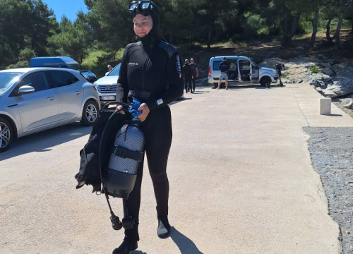 Fotografija 10 - Ekološka akcija na murterskim Podvrškama: Ronioci i volonteri izvukli hrpu otpada iz mora