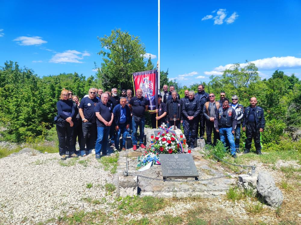 UDVRD Grada Šibenika obilježio 33. godišnjicu bitke za Stolove i odao počast poginulima