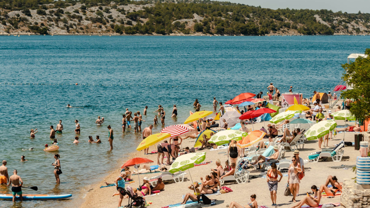 Banj danas izgleda pomalo zapušteno, ali uskoro će dočekati kupače u punom sjaju