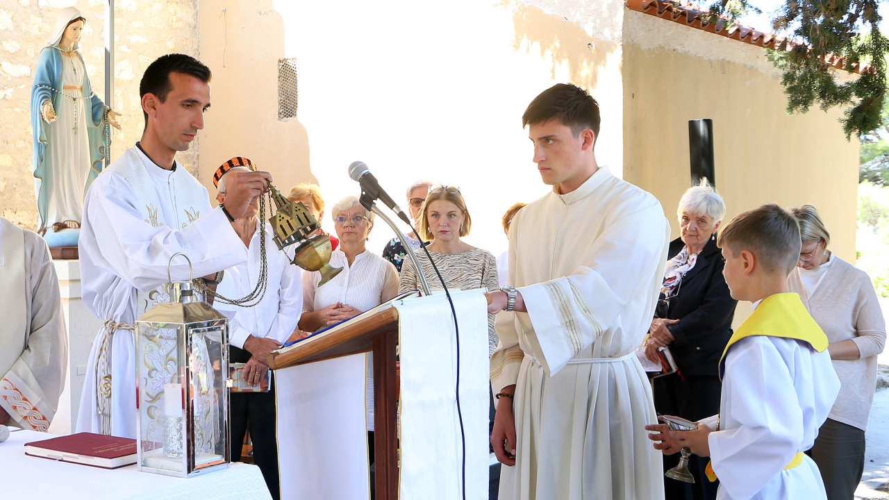 Blagdan Uzašašća Gospodinova proslavljen u Grebaštici