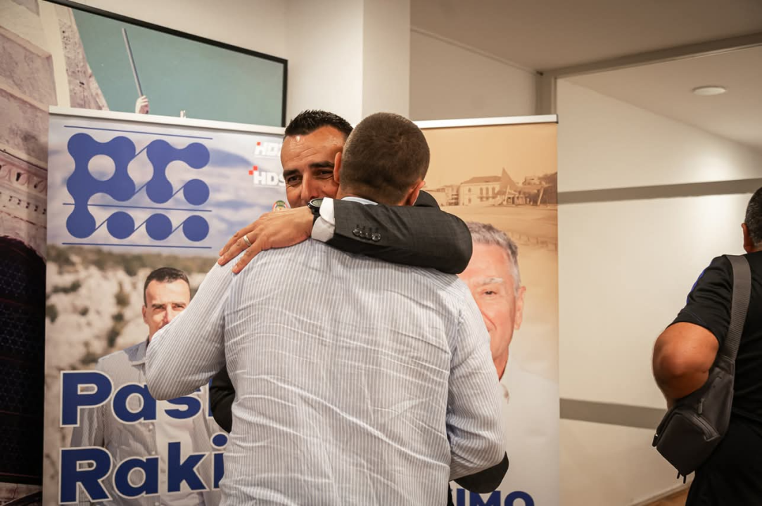 Burić i Rakić uvjerljivo slavili u Šibeniku i županiji, HDZ navodno dogovorio većinu u Županijskoj skupštini