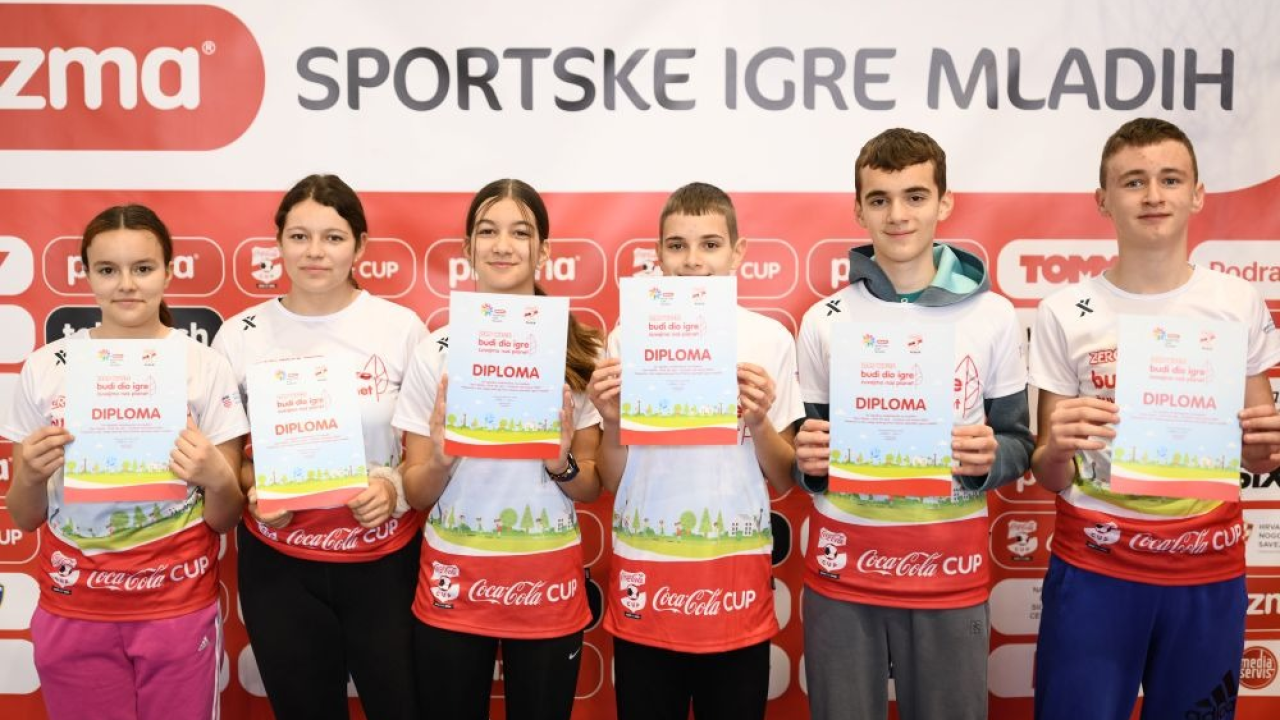 Spoj sporta i ekologije oduševio najmlađe: OŠ Meterize okupila školarce iz županije