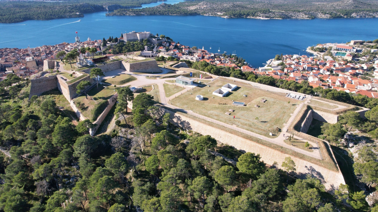 Najveća i najviša od svih šibenskih utvrda: Tri godine od otvorenja obnovljenje Tvrđave sv. Ivana