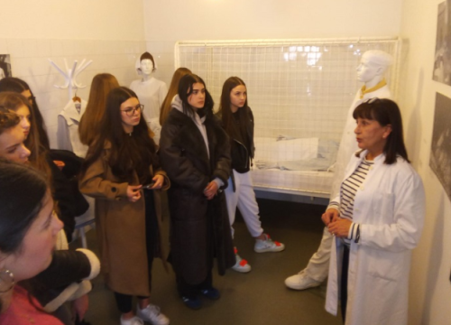 U drniškoj Srednjoj školi Ivana Meštrovića završen projekt 'Zdravlje umjesto ovisnosti'