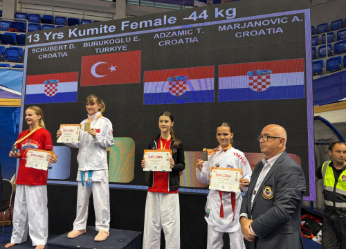 Fotografija 7 - Lili Klarin dvostruka kraljica Balkana