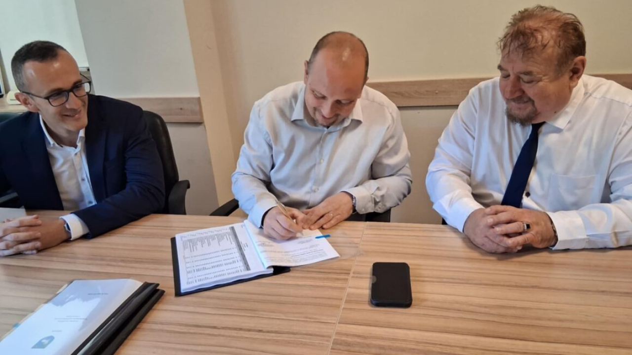 Marijo Ćaćić predao vlast sam sebi: Nova-stara uprava Grada Knina nastavlja s radom