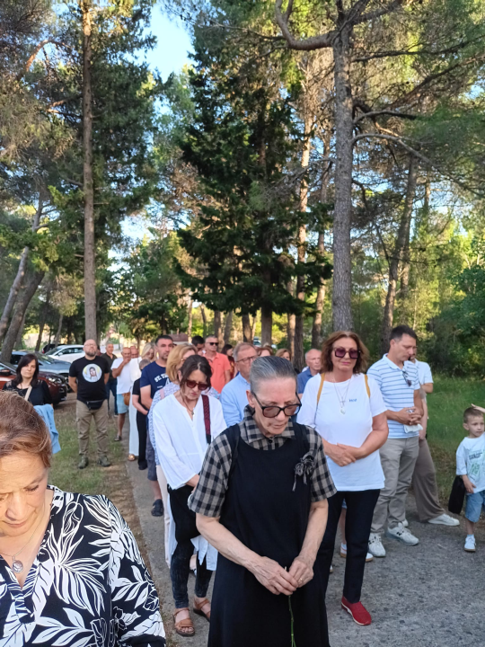 Od župne crkve do Okita: Održano Duhovsko bdijenje u Vodicama