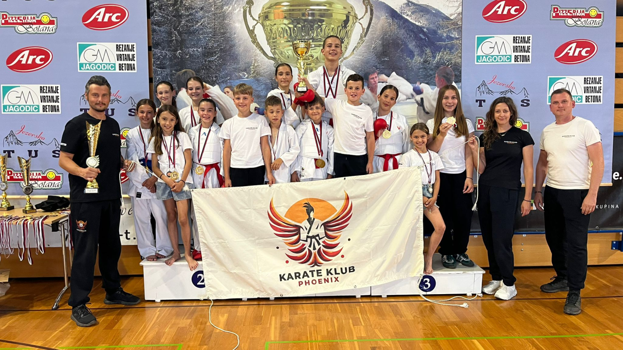 Karateke Phoenixa iz Šenčura donijeli u Murter 14 individualnih i dvije ekipne nagrade