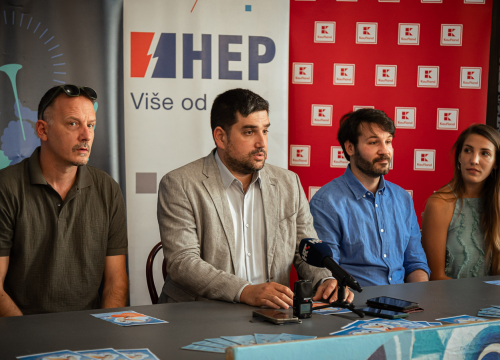 Fotografija 5 - 'Ptica čudesnih krila' otvara jubilarni 65. MDF: Na festivalskoj pozornici u subotu će zapjevati 53 šibenska mališana