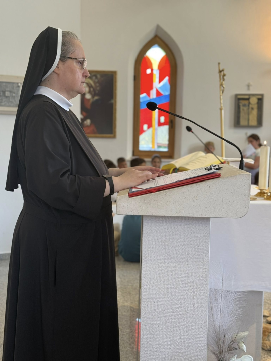 Biskup Rogić predvodio misu za kraj školske godine u Katoličkoj osnovnoj školi u Šibeniku