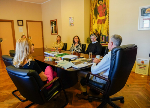 Fotografija 2 - Tri šibenske osnovne škole među najboljima u Hrvatskoj: 'Ovo je uspjeh cijelog našeg grada'