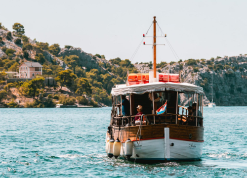Od nedjelje počinju voziti brodovi za Jadriju i Martinsku