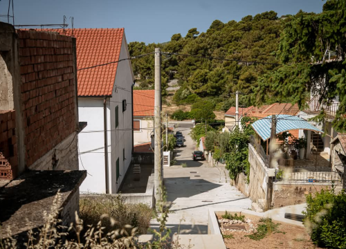 Fotografija 21 - Nekretnine u Njivicama sve traženije, grad planira čvorove za lakši ulaz u Šibenik
