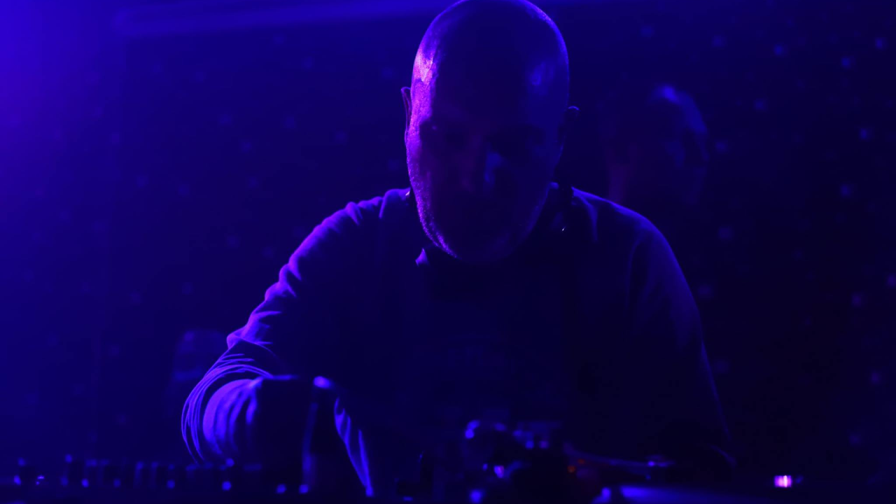 Glazbena čarolija Šibenske noći: Stipe Jazzy Širinić na green stageu Azimuta