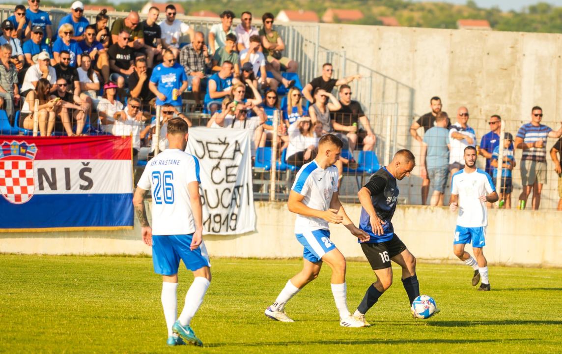 FOTO Nogometaši DOŠK-a u srijedu protiv Kaštelana za ulazak u četvrti rang, a možda su već tamo